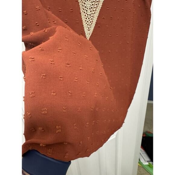 Women’s Lace Trim Ruffle Cap Sleeve Blouse w. Swiss Dot Pattern - Size Medium - Picture 3 of 7